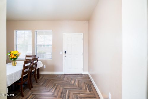 4021 Ellis St, Phoenix AZ  85041-6017 exterior