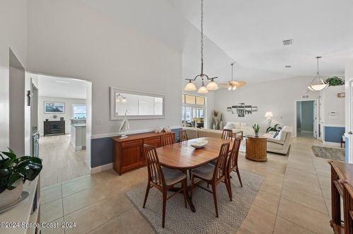 3010 Newfound Harbor Dr, Merritt Island FL 32952-2624 exterior