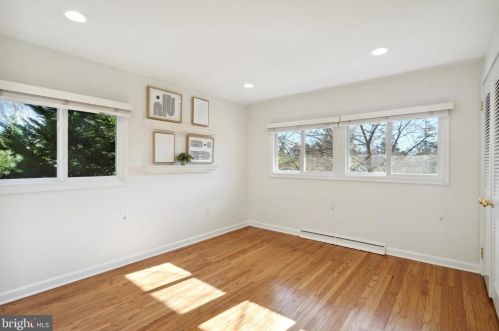 9 War Admiral Ln, Media PA 19063-5224 exterior