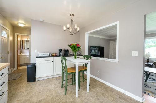 6813 Bratcher St, Kalamazoo MI  49024-3479 exterior