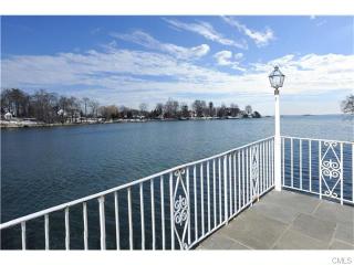 665 Steamboat Rd, Greenwich, CT 06830-7140