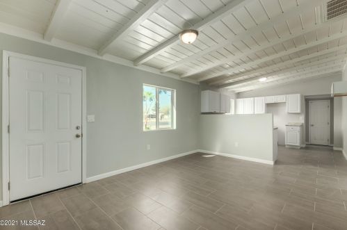 407 Alturas St, Tucson AZ  85705-4220 exterior