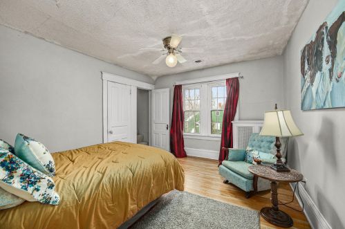 817 County Rd B, Saint Paul MN 55113-4532 exterior