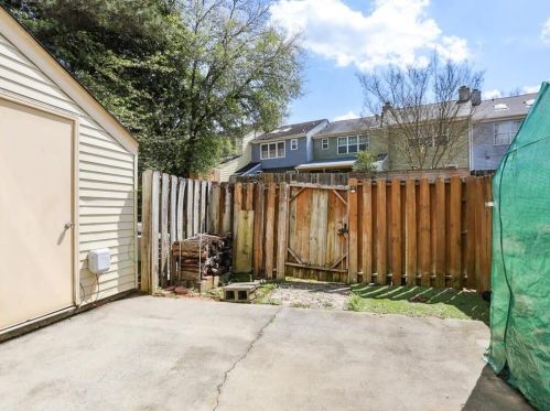 4023 Hancock Cir, Atlanta GA  30340-4281 exterior