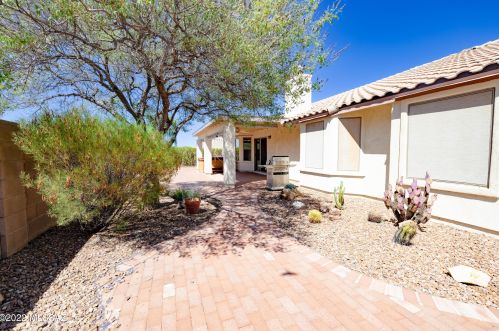 11887 Centaurus Pl, Tucson AZ 85737-3455 exterior