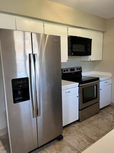 2610 Berkett Dr, Austin TX  78745-4320 exterior