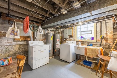 229 Long Ave, Chicago IL 60638-1714 exterior