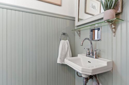 3712 Logan Ave, Milwaukee WI 53207-3905 exterior