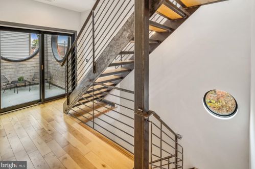 2401 Emerald St, Philadelphia PA  19125-1204 exterior