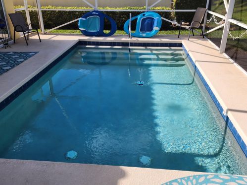 10701 Hartwick Dr, Fort Pierce FL 34987-1924 exterior