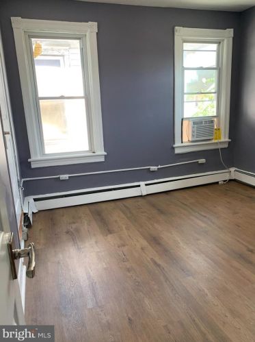 4106 Westfield Ave, Camden NJ 08110-3152 exterior