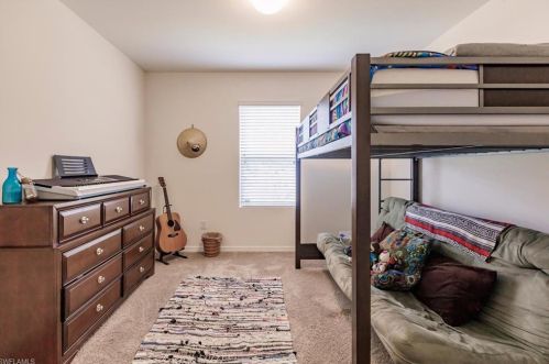 3660 27 Ave, Naples FL 34120-8986 exterior