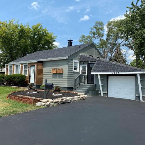 9126 Thurston Ave, Milwaukee WI  53225-2722 exterior