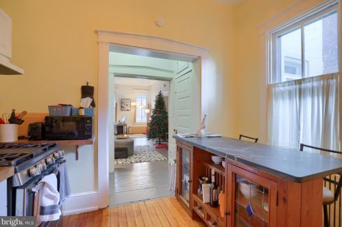 433 Walnut St, Lancaster PA 17603-3362 exterior