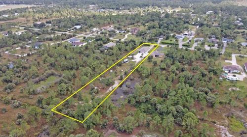 3575 20 Ave, Naples FL 34120-2377 exterior