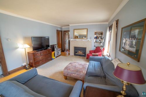 3026 Superior St, Duluth MN 55812-2356 exterior