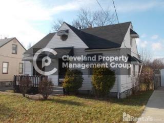 744 Mckinley Ave, Cleveland OH  44146-3858 exterior