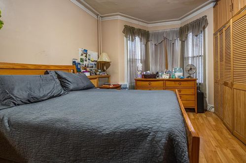 319 St, Union City NJ 07087-4504 exterior