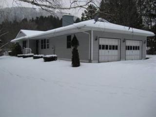 7860 State Route 54, Bath, NY 14810-7954