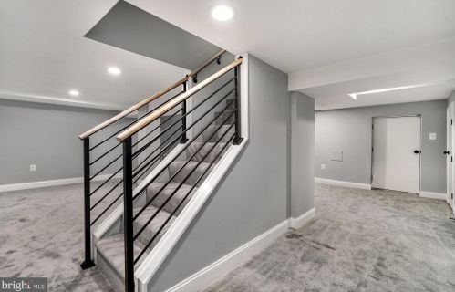 5111 Astor Pl, Washington DC  20019-6444 exterior