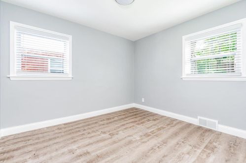 534 Essex Ave, Saint Louis MO 63122-3043 exterior