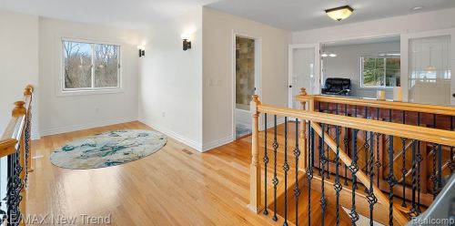 692 Appalachi St, Walled Lake MI  48390-1005 exterior