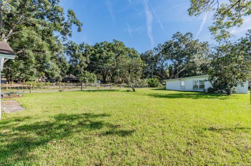 3305 Ehrlich Rd, Tampa FL  33618-2507 exterior