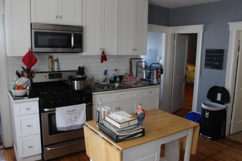 556 Elm St, Woonsocket RI 02895-3508 exterior