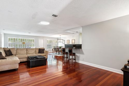 181 Del Rio Blvd, Boca Raton FL  33432-4735 exterior