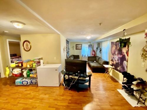 60 Lk St, Webster MA 01570-2605 exterior