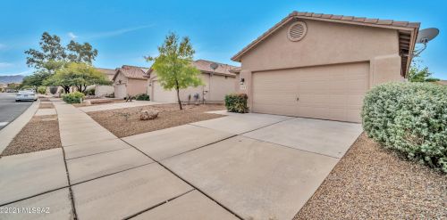 7319 Mesquite River Dr, Tucson, AZ 85743-5132