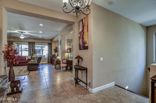 2562 Lantana Dr, Chandler AZ 85286-2446 exterior