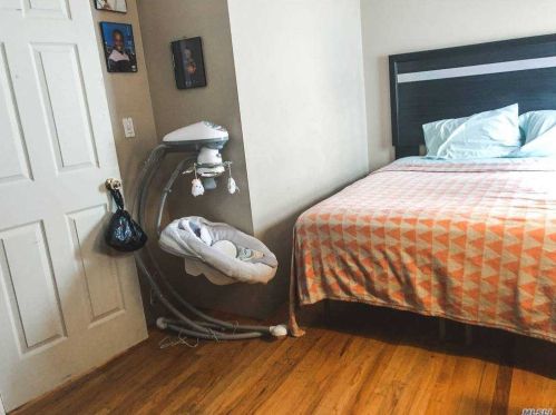 6 Vondran St, Huntington Station NY exterior