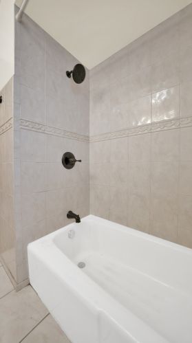 8243 Francisco Ave, Chicago IL 60645-4302 exterior