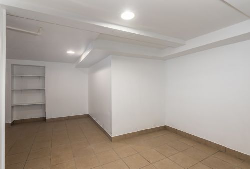 9239 Springfield Ave, Chicago IL 60805-1461 exterior