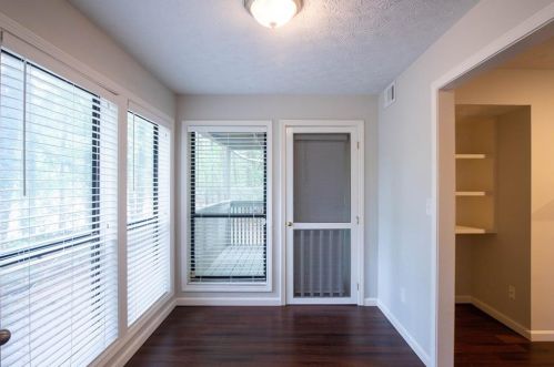 305 Dunbar Dr, Atlanta GA 30338-6500 exterior