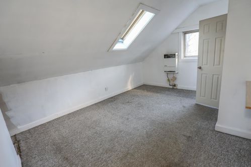 38 4 St, Dover NH 03820-2985 exterior