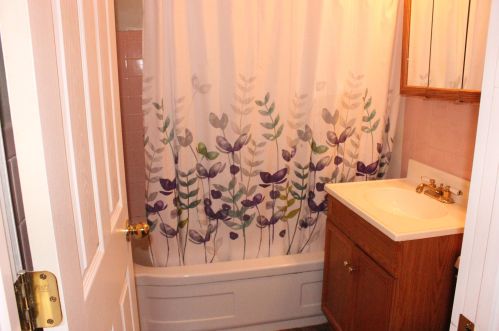 2342 Laketon Ave, Meskegon MI 49441-2665 exterior