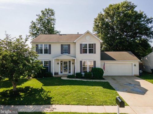 103 Ermine Dr, New Castle, DE 19720-4692