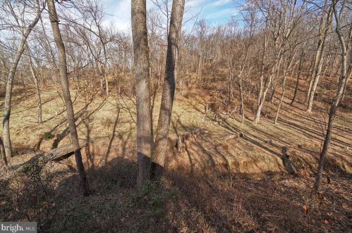 3107 Flint Hl Rd, Adamstown MD 21710-9210 exterior