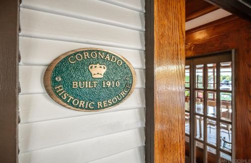 936 Adella Ave, San Diego CA  92118-2621 exterior