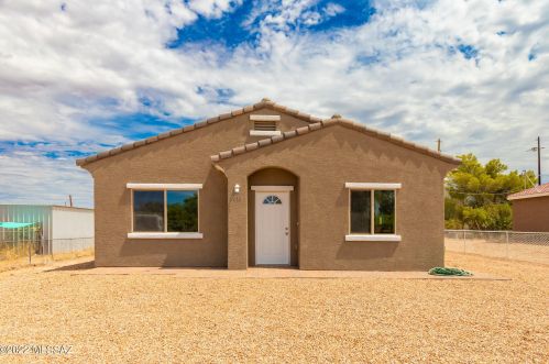 9010 Claude St, Tucson, AZ 85735-1728