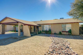 2725 Charleston Ave, Phoenix AZ  85032-1173 exterior