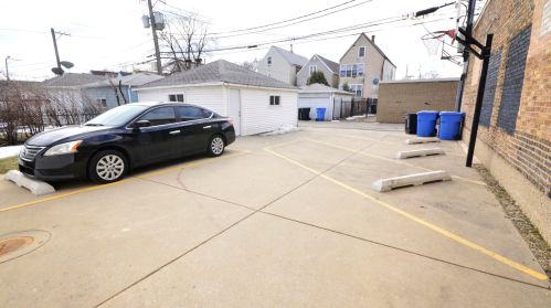 3148 Christiana Ave, Chicago IL 60618-6881 exterior