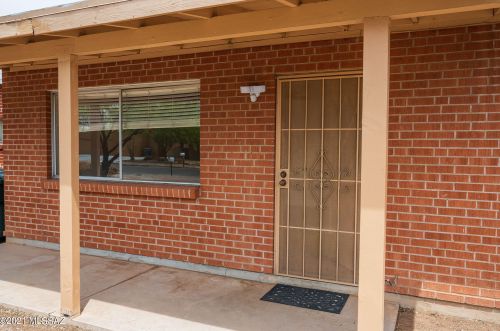 2605 Lee St, Tucson, AZ 85716-3500