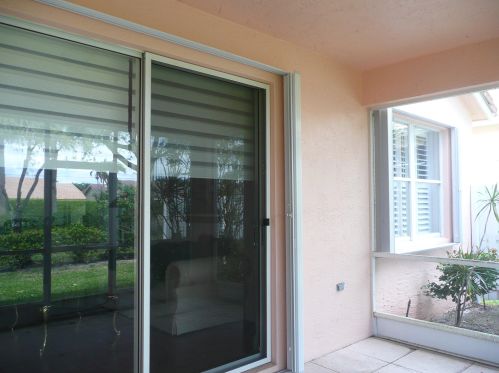 12768 Coral Lk Dr, Boynton Beach FL 33437-4142 exterior