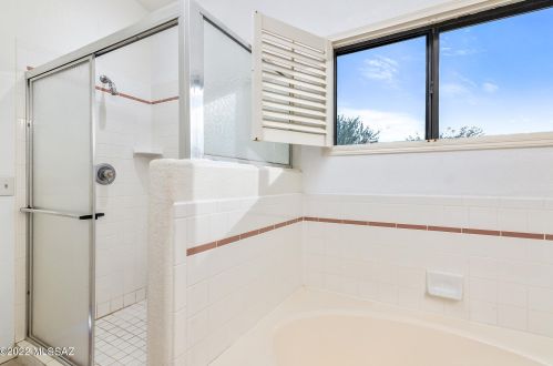 15595 Lago Del Oro Pkwy, Tucson AZ 85739-9568 exterior