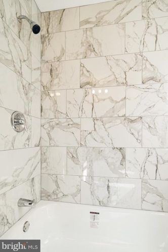 2431 Carlisle St, Philadelphia PA 19132-0040 exterior