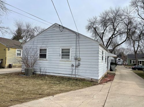 4869 55th St, Milwaukee WI  53218-4230 exterior