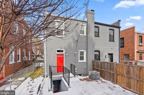 610 Roxboro Pl, Washington DC  20011-1254 exterior